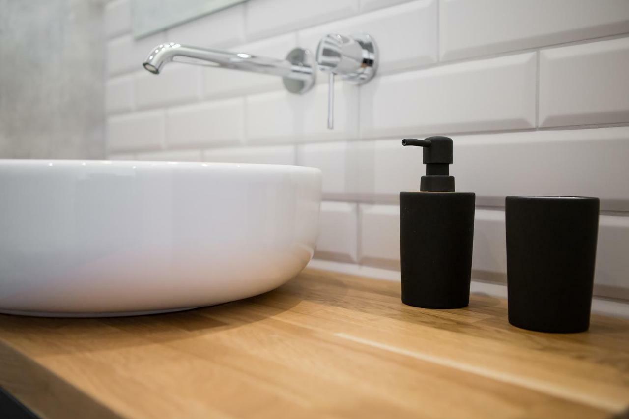 Loft Apartments Познан Екстериор снимка